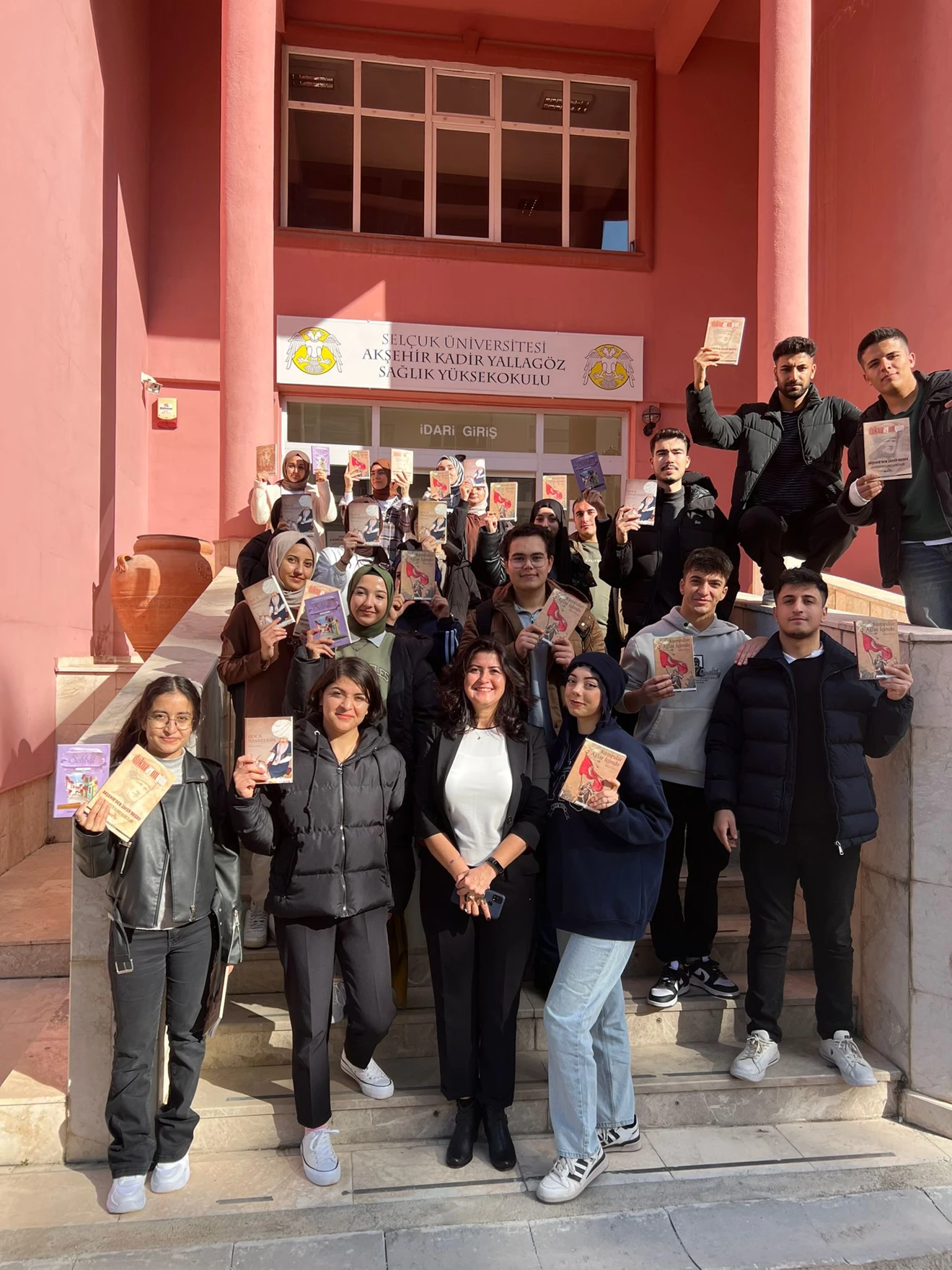 Akşehir'i Okuyarak Gezerek Tanıyorum Projesi